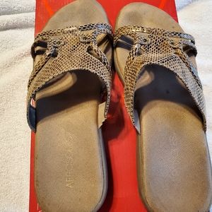 Aerosoles Sandals Bronze